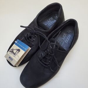 New ECCO Soft Black Leather Walking Shoes